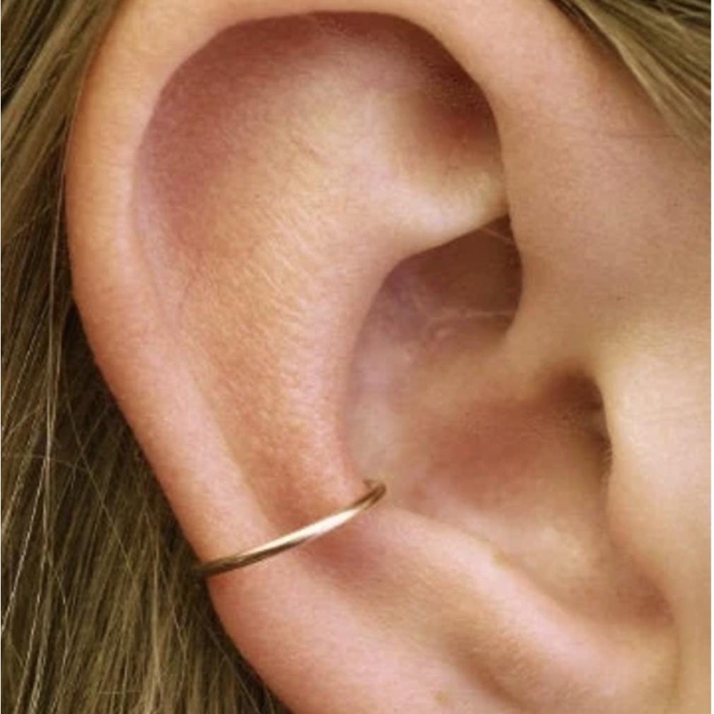 Gold Ear Cuff Ring – Minimalist Non‑Pierced Earring